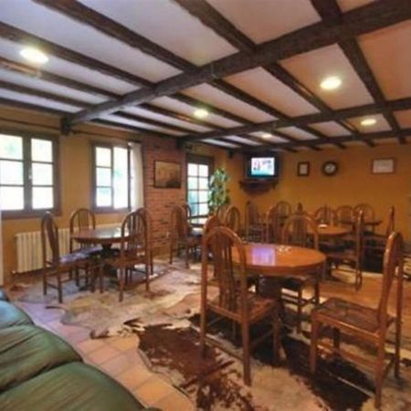 Auseva Hotel Ковадонга Екстериор снимка